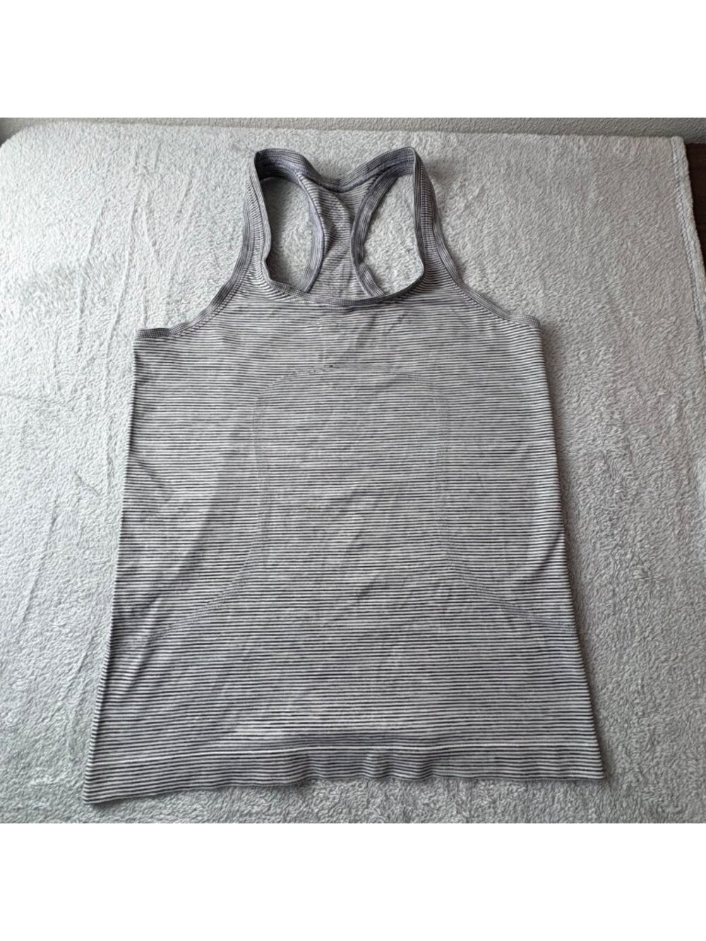 Lululemon Swiftly Tech Tank Top Womens 8 Racerback Black Gray Stripes